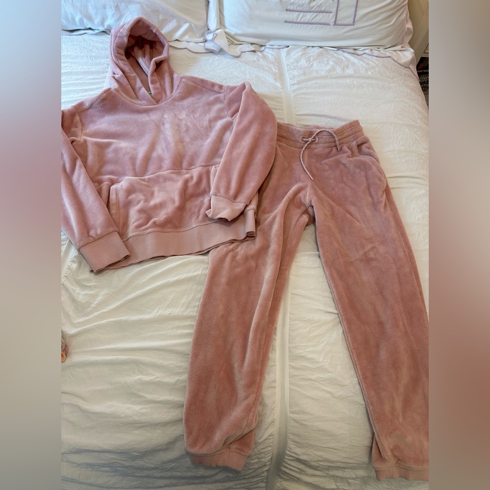 Athleta girls jogging set